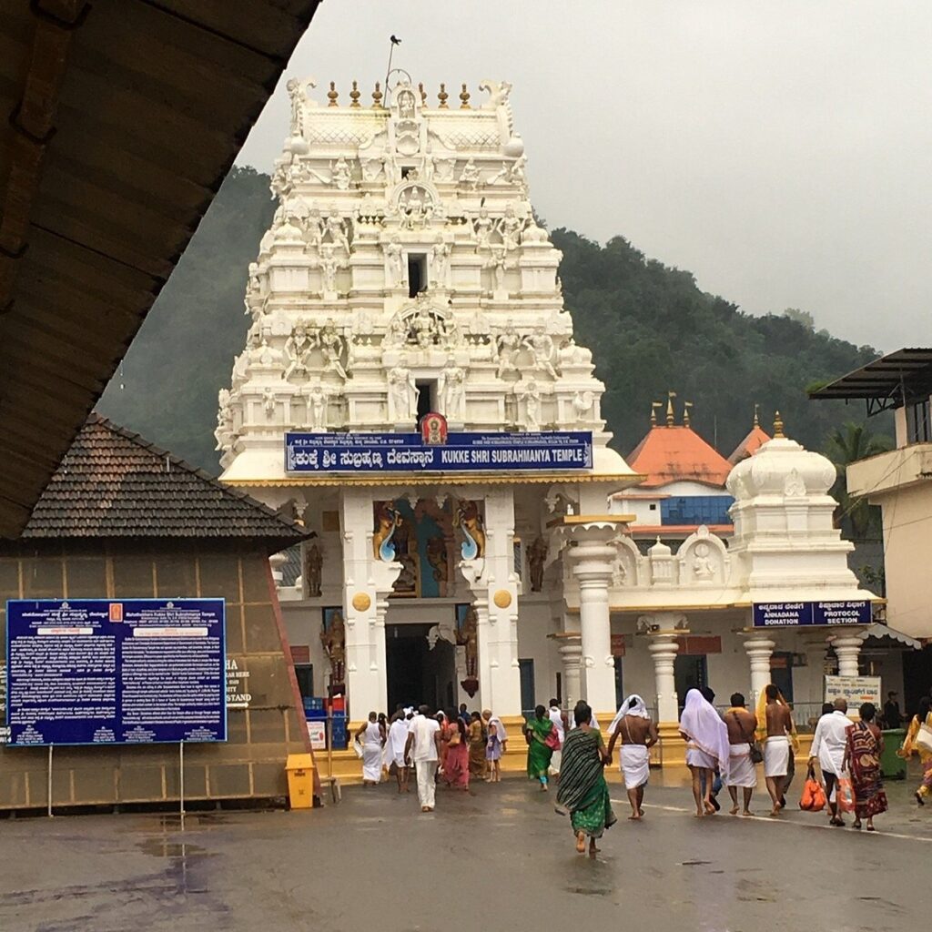 Karnataka famous temples